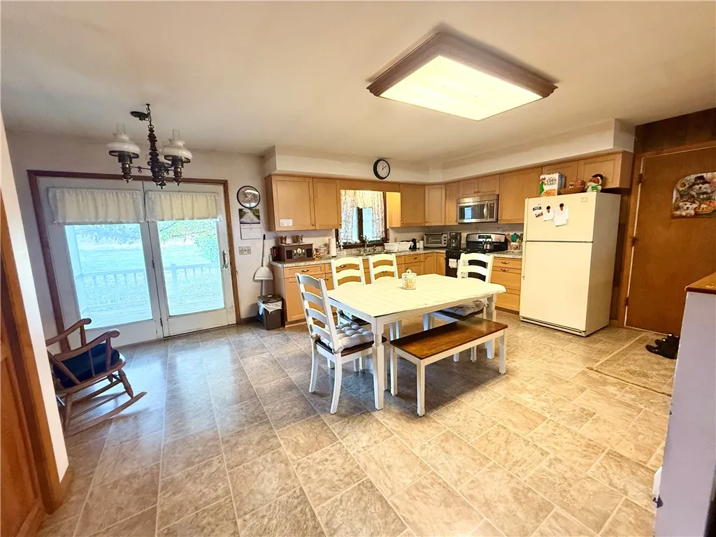 4828 State Route 414, Varick, New York 14541, Varick, New York 14541, 3 Bedrooms Bedrooms, 5 Rooms Rooms,1 BathroomBathrooms,Residential,For Sale,4828 State Route 414, Varick, New York 14541,0,R1642421
