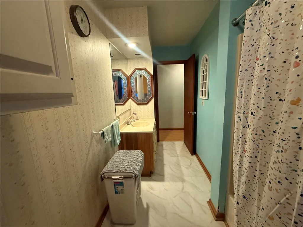 4828 State Route 414, Varick, New York 14541, Varick, New York 14541, 3 Bedrooms Bedrooms, 5 Rooms Rooms,1 BathroomBathrooms,Residential,For Sale,4828 State Route 414, Varick, New York 14541,0,R1642421