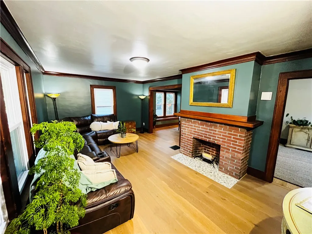 151 Seville Drive, Irondequoit, New York 14617, Irondequoit, New York 14617, 4 Bedrooms Bedrooms, 8 Rooms Rooms,1 BathroomBathrooms,Residential,For Sale,151 Seville Drive, Irondequoit, New York 14617,0,R1644955