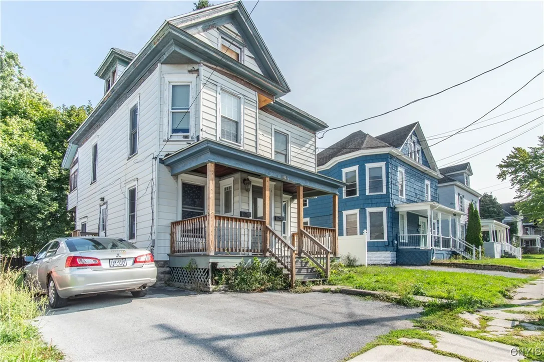 1021 Boyd Street, Watertown City, New York 13601, Watertown City, New York 13601, 4 Bedrooms Bedrooms, ,2 BathroomsBathrooms,Residential,For Sale,1021 Boyd Street, Watertown City, New York 13601,0,S1644801