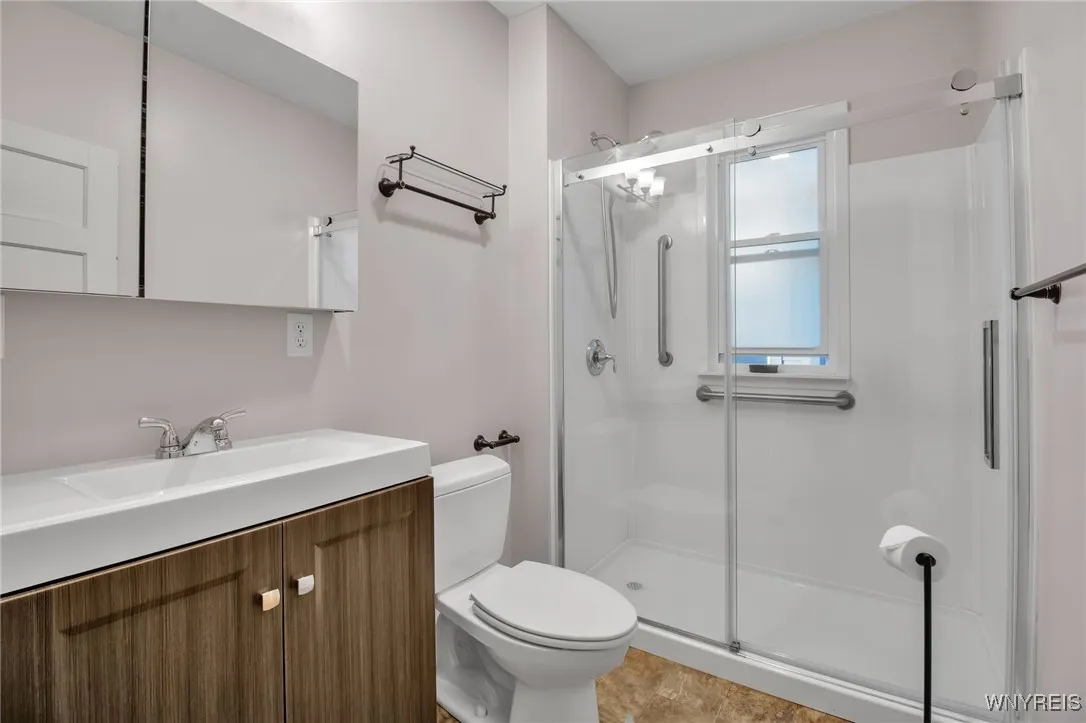 264 Highland Avenue, Buffalo, New York 14222, Buffalo, New York 14222, 4 Bedrooms Bedrooms, 10 Rooms Rooms,1 BathroomBathrooms,Residential,For Sale,264 Highland Avenue, Buffalo, New York 14222,0,B1644448