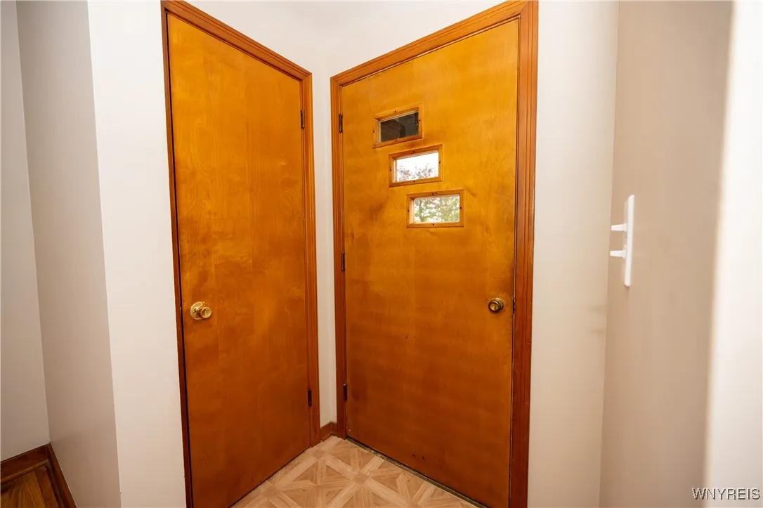 12 Gettysburg Avenue, Tonawanda, New York 14223, Tonawanda, New York 14223, 3 Bedrooms Bedrooms, 6 Rooms Rooms,1 BathroomBathrooms,Residential,For Sale,12 Gettysburg Avenue, Tonawanda, New York 14223,0,B1644734