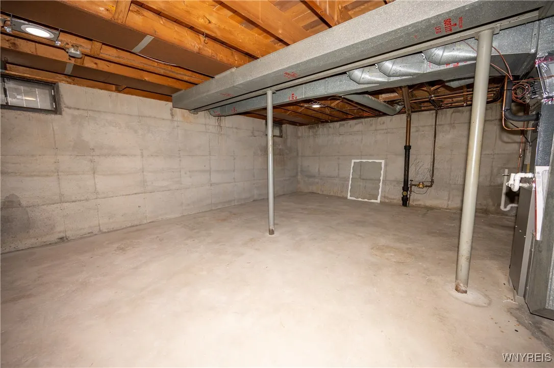 12 Gettysburg Avenue, Tonawanda, New York 14223, Tonawanda, New York 14223, 3 Bedrooms Bedrooms, 6 Rooms Rooms,1 BathroomBathrooms,Residential,For Sale,12 Gettysburg Avenue, Tonawanda, New York 14223,0,B1644734