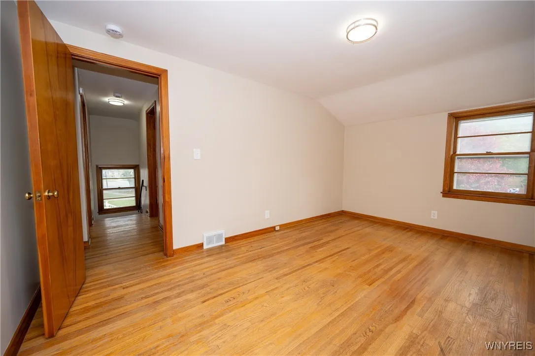12 Gettysburg Avenue, Tonawanda, New York 14223, Tonawanda, New York 14223, 3 Bedrooms Bedrooms, 6 Rooms Rooms,1 BathroomBathrooms,Residential,For Sale,12 Gettysburg Avenue, Tonawanda, New York 14223,0,B1644734