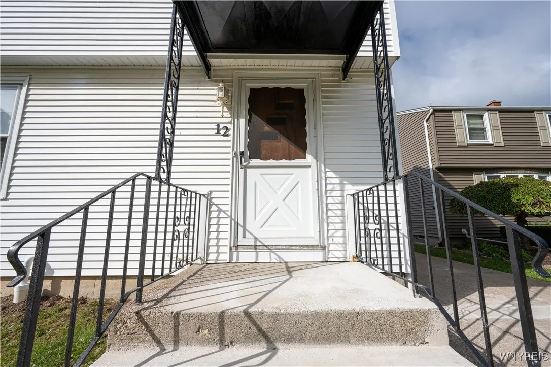 12 Gettysburg Avenue, Tonawanda, New York 14223, Tonawanda, New York 14223, 3 Bedrooms Bedrooms, 6 Rooms Rooms,1 BathroomBathrooms,Residential,For Sale,12 Gettysburg Avenue, Tonawanda, New York 14223,0,B1644734