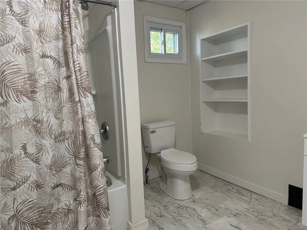 50 North Division Street, Auburn, New York 13021, Auburn, New York 13021, 3 Bedrooms Bedrooms, 7 Rooms Rooms,1 BathroomBathrooms,Residential,For Sale,50 North Division Street, Auburn, New York 13021,0,R1643826