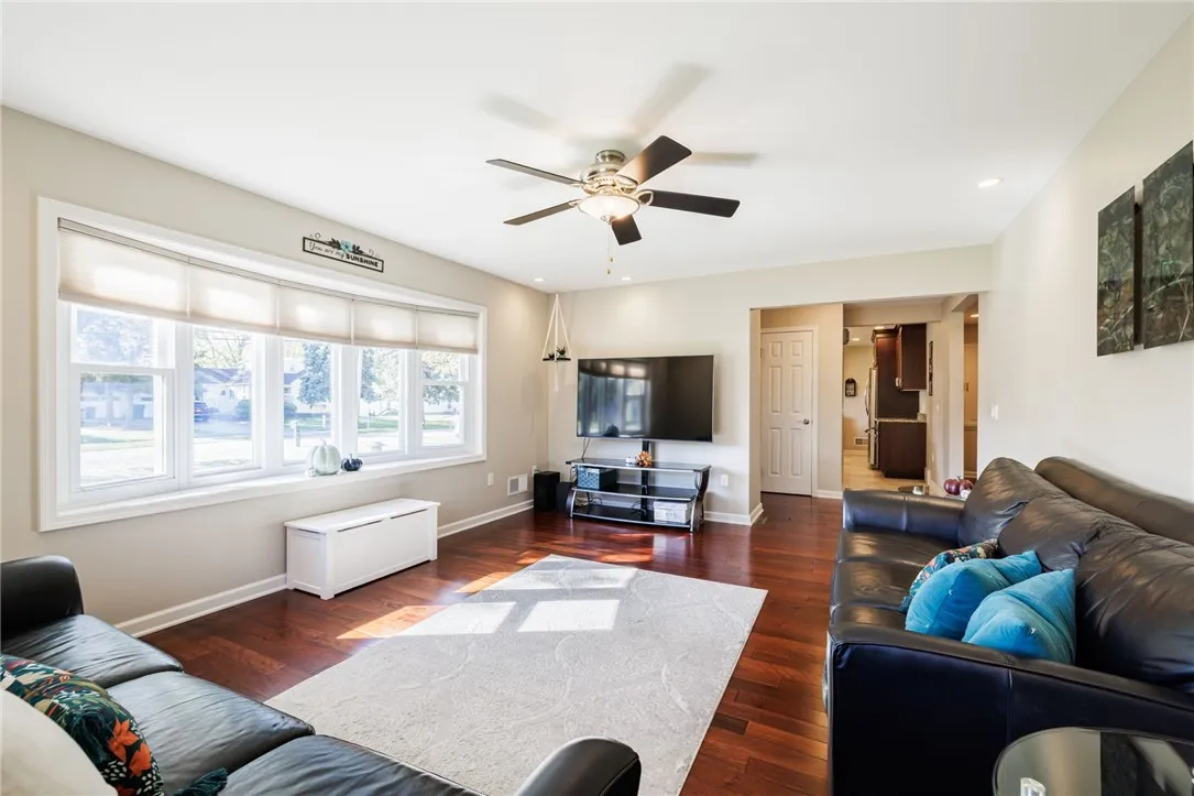 194 Mcguire Road, Greece, New York 14616, Greece, New York 14616, 3 Bedrooms Bedrooms, 5 Rooms Rooms,1 BathroomBathrooms,Residential,For Sale,194 Mcguire Road, Greece, New York 14616,0,R1643983