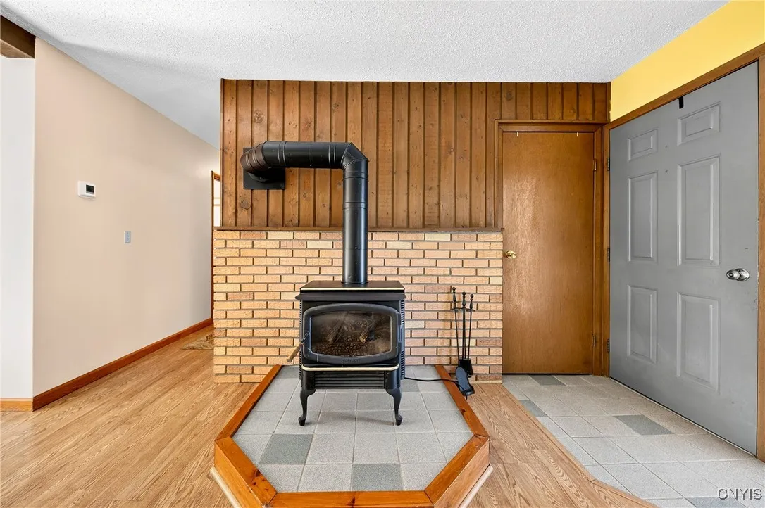 317 County Route 20, Oswego, New York 13126, Oswego, New York 13126, 3 Bedrooms Bedrooms, 6 Rooms Rooms,1 BathroomBathrooms,Residential,For Sale,317 County Route 20, Oswego, New York 13126,0,S1644344