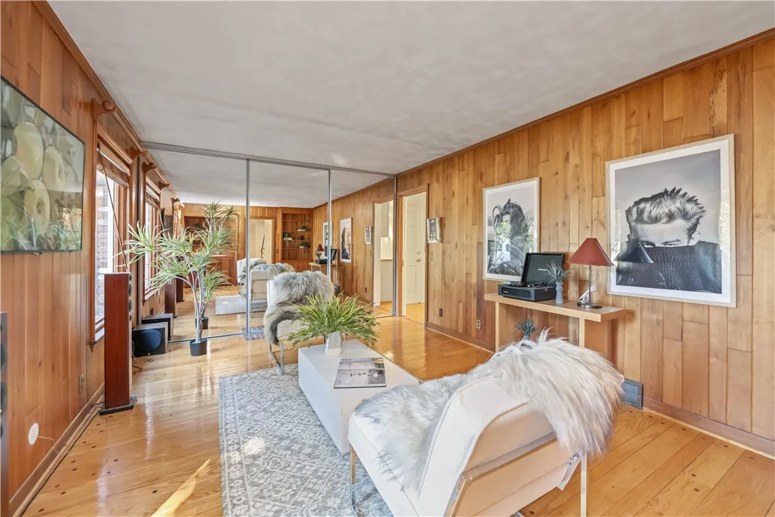 41 Old Farm Circle, Pittsford, New York 14534, Pittsford, New York 14534, 4 Bedrooms Bedrooms, 11 Rooms Rooms,3 BathroomsBathrooms,Residential,For Sale,41 Old Farm Circle, Pittsford, New York 14534,0,R1644993