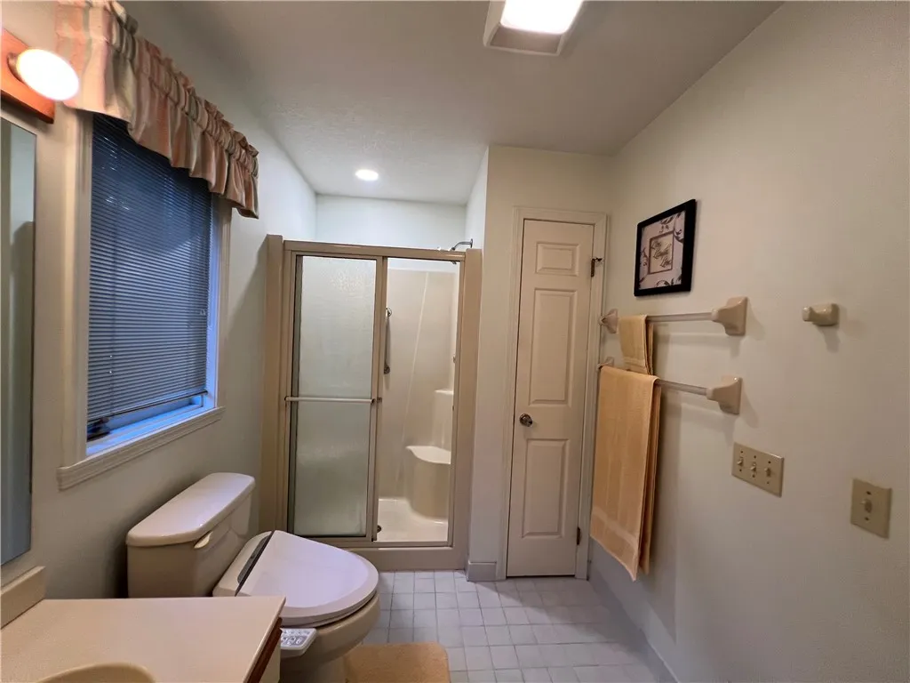 179 Kentucky Xing, Greece, New York 14612, Greece, New York 14612, 4 Bedrooms Bedrooms, 9 Rooms Rooms,3 BathroomsBathrooms,Residential,For Sale,179 Kentucky Xing, Greece, New York 14612,0,R1645002