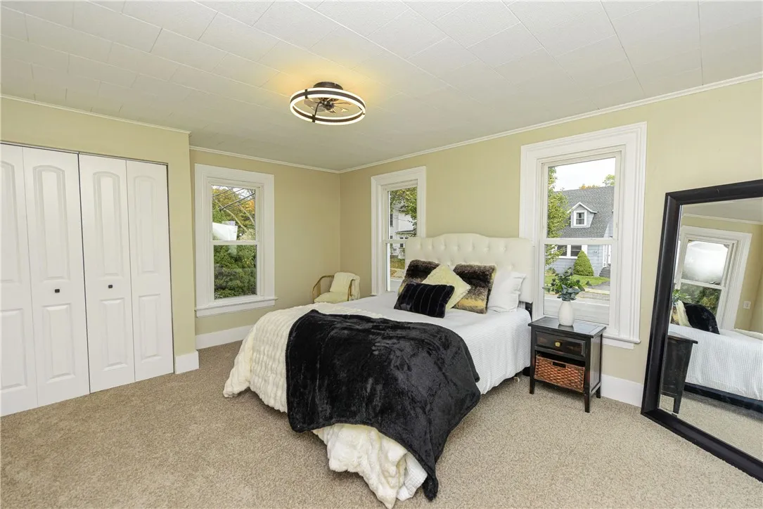1st Floor bedroom