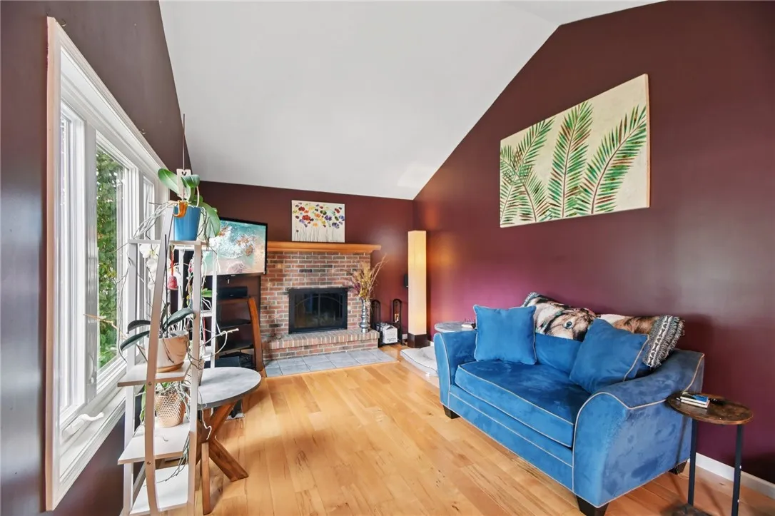 44 East Street, Victor, New York 14564, Victor, New York 14564, 4 Bedrooms Bedrooms, 8 Rooms Rooms,2 BathroomsBathrooms,Residential,For Sale,44 East Street, Victor, New York 14564,0,R1643837