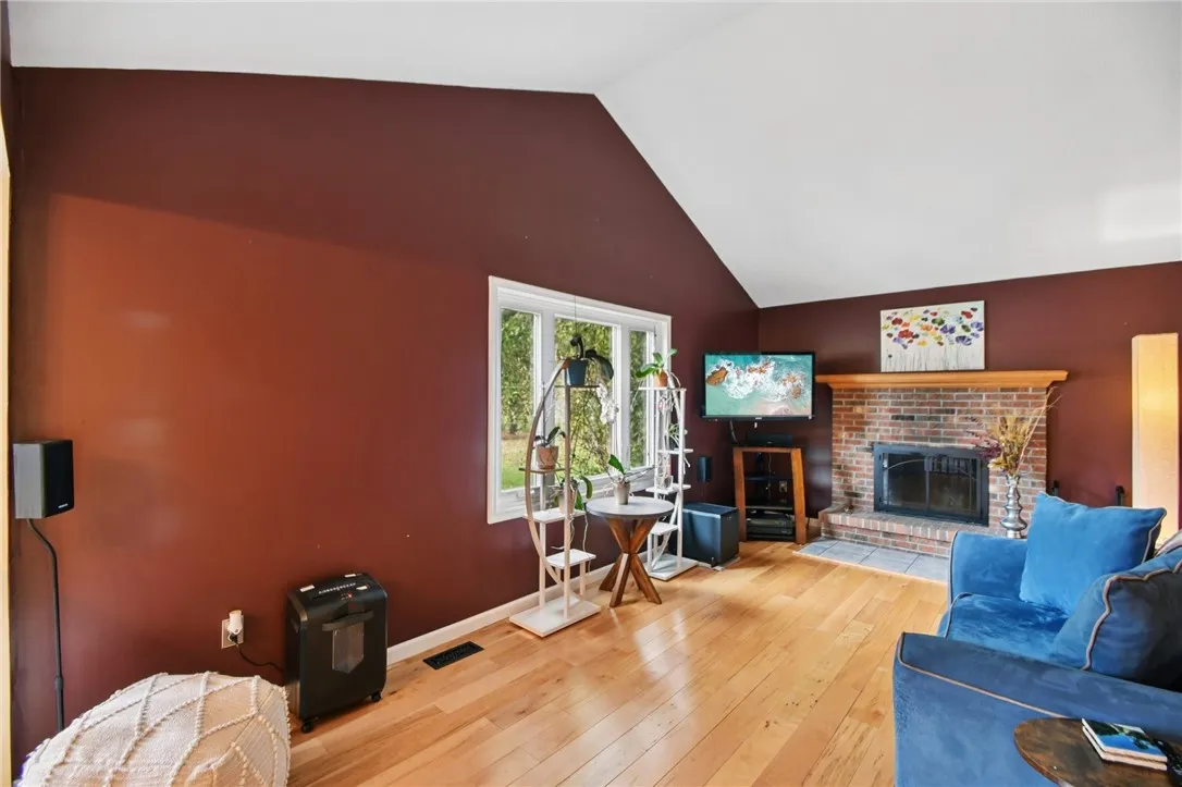 44 East Street, Victor, New York 14564, Victor, New York 14564, 4 Bedrooms Bedrooms, 8 Rooms Rooms,2 BathroomsBathrooms,Residential,For Sale,44 East Street, Victor, New York 14564,0,R1643837