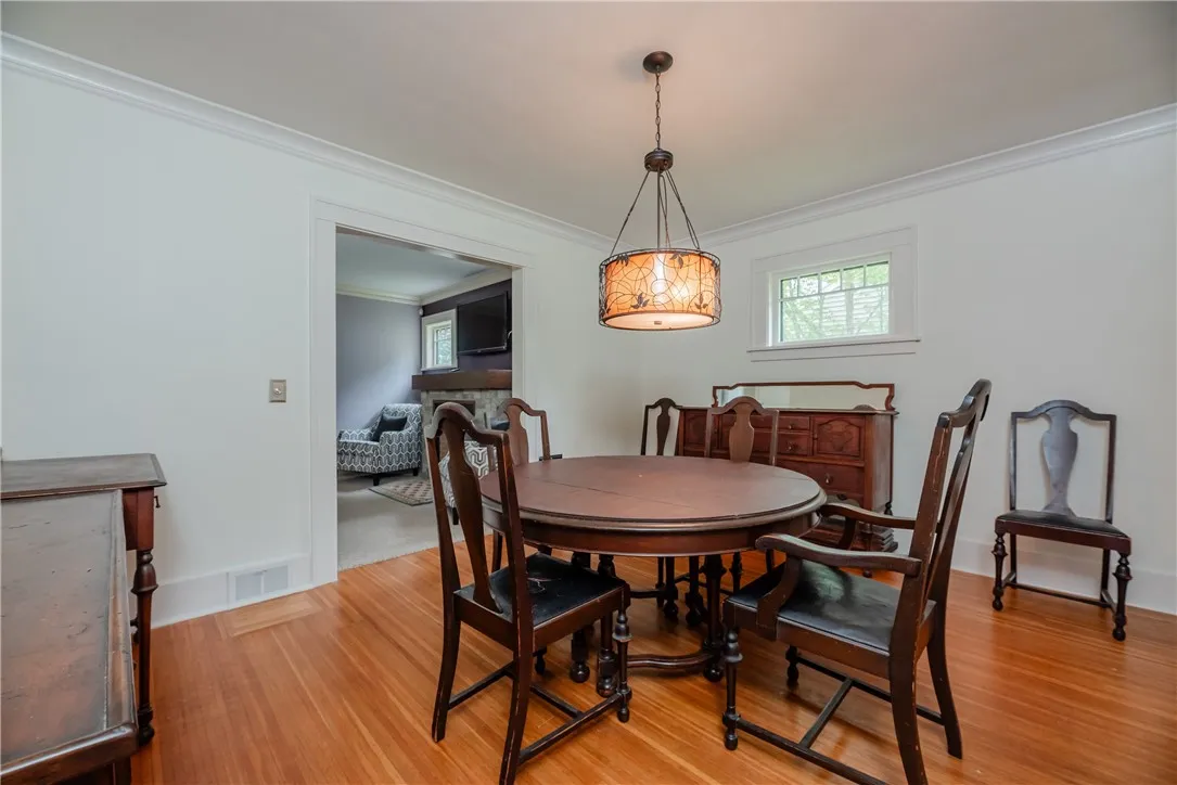 74 Elwell Drive, Brighton, New York 14618, Brighton, New York 14618, 3 Bedrooms Bedrooms, 7 Rooms Rooms,1 BathroomBathrooms,Residential,For Sale,74 Elwell Drive, Brighton, New York 14618,0,R1644558