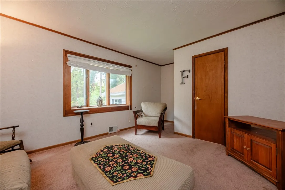 74 Elwell Drive, Brighton, New York 14618, Brighton, New York 14618, 3 Bedrooms Bedrooms, 7 Rooms Rooms,1 BathroomBathrooms,Residential,For Sale,74 Elwell Drive, Brighton, New York 14618,0,R1644558