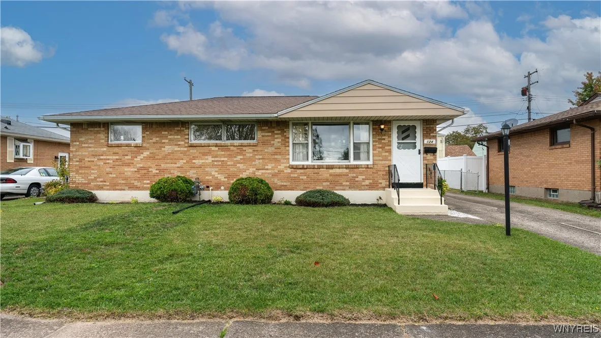 124 Diane Drive, Cheektowaga, New York 14225, Cheektowaga, New York 14225, 3 Bedrooms Bedrooms, 6 Rooms Rooms,1 BathroomBathrooms,Residential,Closed,124 Diane Drive, Cheektowaga, New York 14225,0,B1644534
