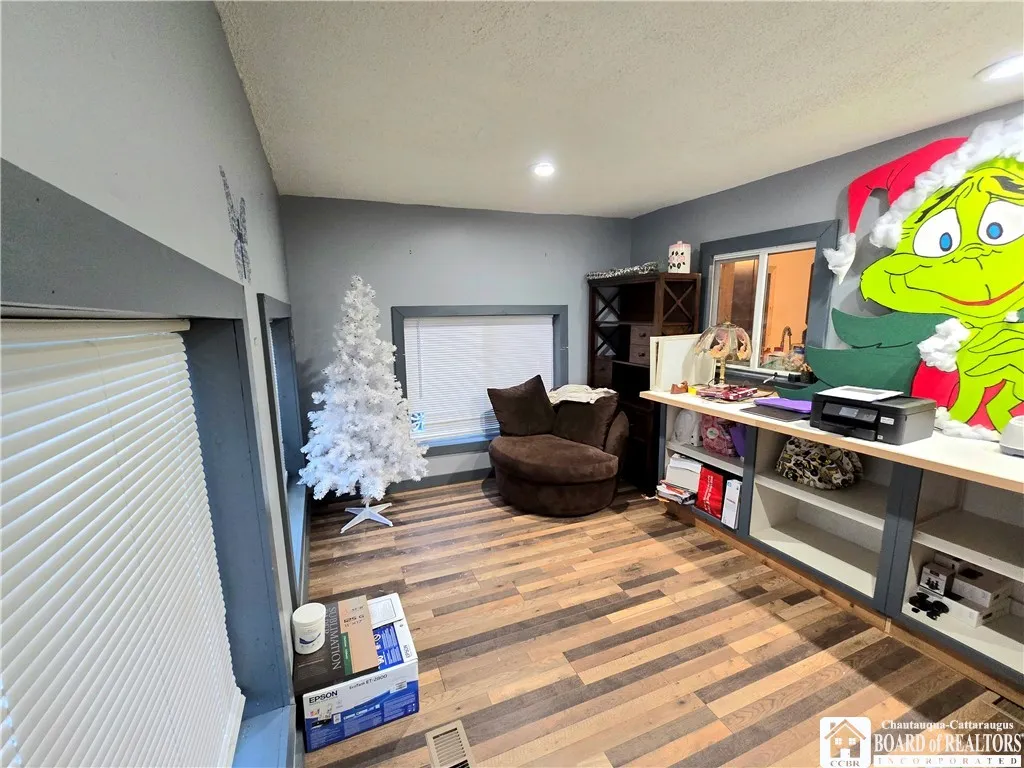 97 Wellsville Street, Bolivar, New York 14715, Bolivar, New York 14715, 5 Bedrooms Bedrooms, 13 Rooms Rooms,2 BathroomsBathrooms,Residential,For Sale,97 Wellsville Street, Bolivar, New York 14715,0,R1643364