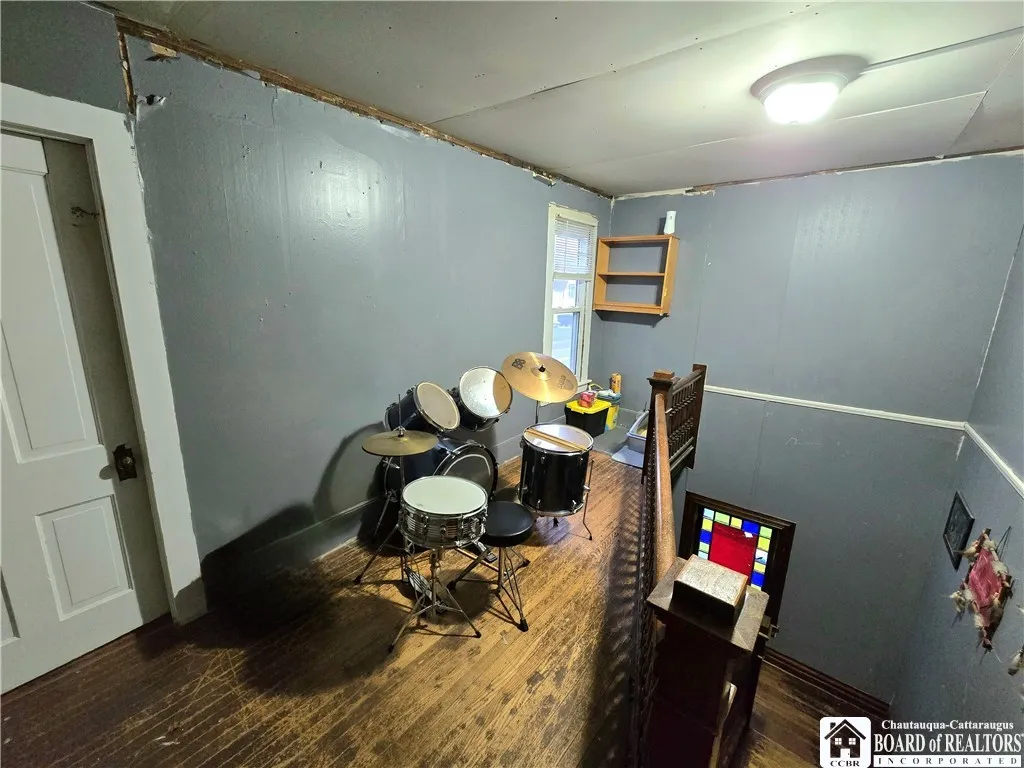 97 Wellsville Street, Bolivar, New York 14715, Bolivar, New York 14715, 5 Bedrooms Bedrooms, 13 Rooms Rooms,2 BathroomsBathrooms,Residential,For Sale,97 Wellsville Street, Bolivar, New York 14715,0,R1643364