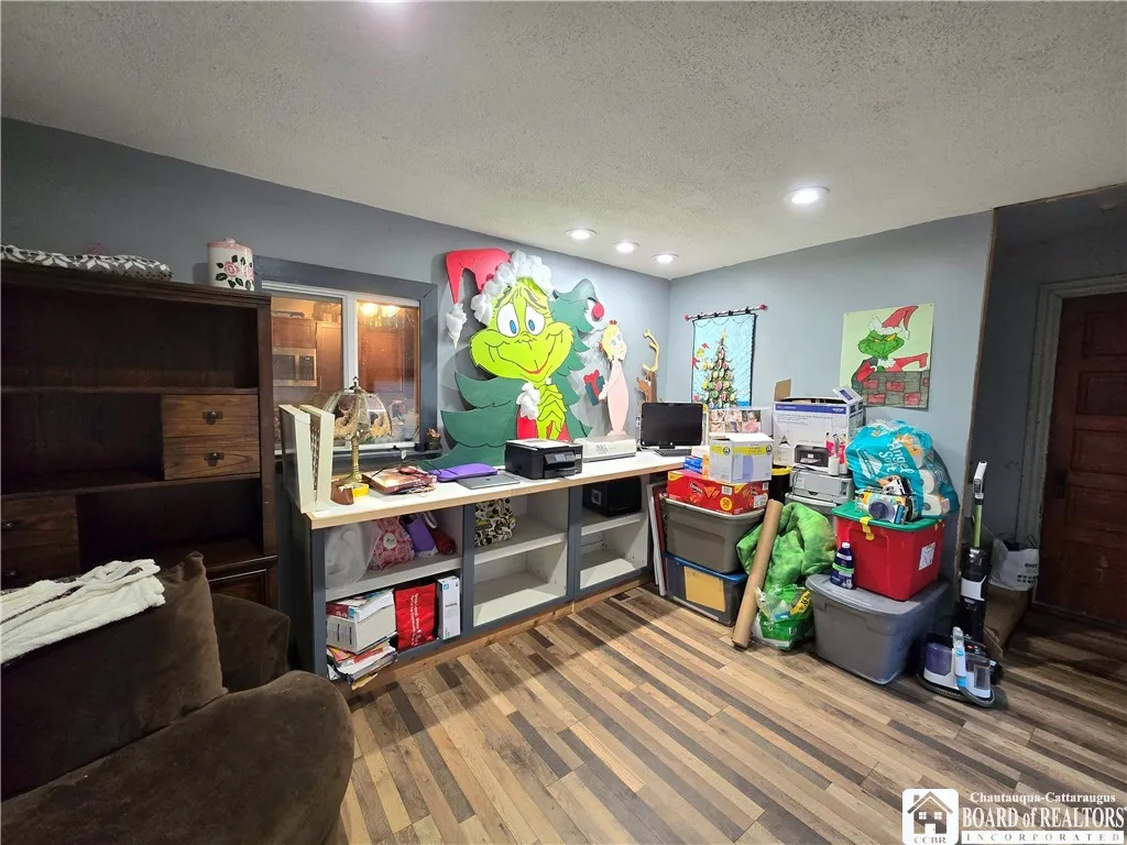 97 Wellsville Street, Bolivar, New York 14715, Bolivar, New York 14715, 5 Bedrooms Bedrooms, 13 Rooms Rooms,2 BathroomsBathrooms,Residential,For Sale,97 Wellsville Street, Bolivar, New York 14715,0,R1643364