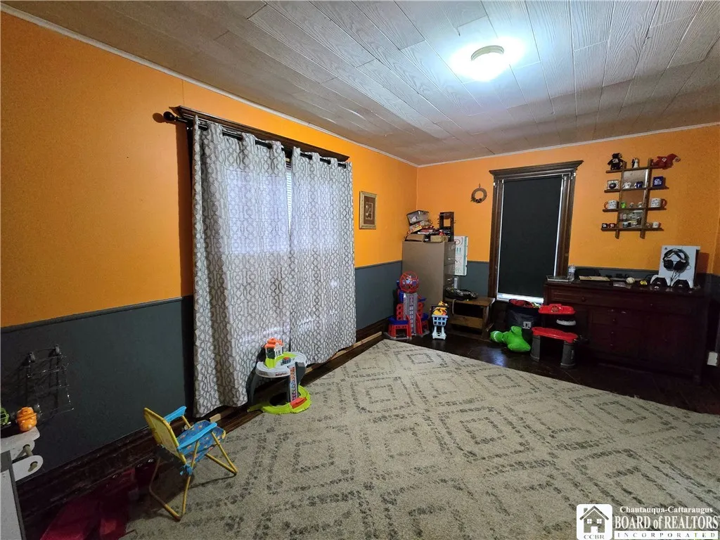 97 Wellsville Street, Bolivar, New York 14715, Bolivar, New York 14715, 5 Bedrooms Bedrooms, 13 Rooms Rooms,2 BathroomsBathrooms,Residential,For Sale,97 Wellsville Street, Bolivar, New York 14715,0,R1643364