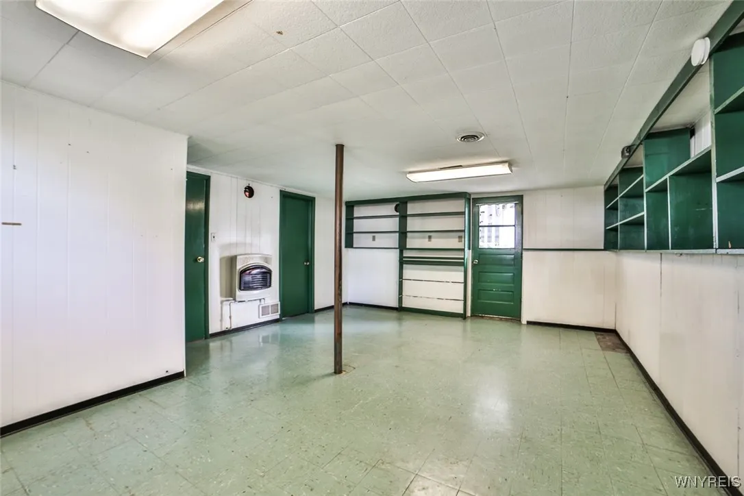 3387 Bethford Drive, Hamburg, New York 14219, Hamburg, New York 14219, 3 Bedrooms Bedrooms, 8 Rooms Rooms,1 BathroomBathrooms,Residential,For Sale,3387 Bethford Drive, Hamburg, New York 14219,0,B1644588