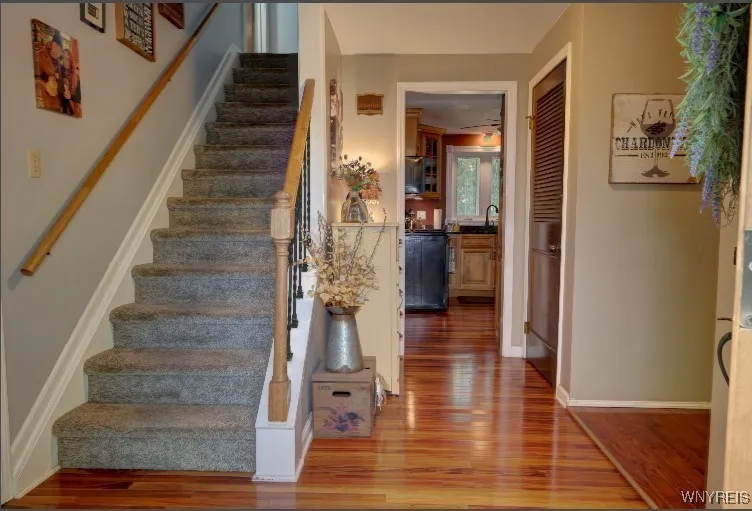 138 Tanglewood Drive West, Orchard Park, New York, Orchard Park, New York 14127, 4 Bedrooms Bedrooms, 4 Rooms Rooms,2 BathroomsBathrooms,Residential,For Sale,138 Tanglewood Drive West, Orchard Park, New York ,0,B1644623