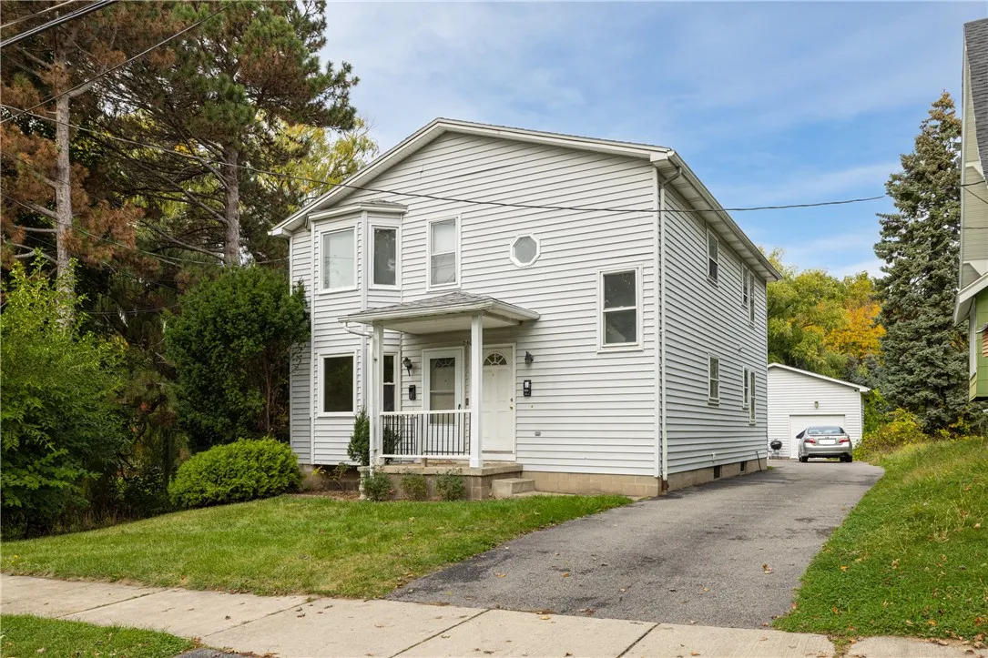 240 Stutson Street, Rochester, New York 14612, Rochester, New York 14612, 4 Bedrooms Bedrooms, ,2 BathroomsBathrooms,Residential,Closed,240 Stutson Street, Rochester, New York 14612,0,R1644552
