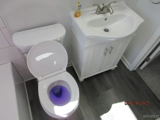 242 Hoover Avenue, Tonawanda, New York 14217, Tonawanda, New York 14217, 3 Bedrooms Bedrooms, 6 Rooms Rooms,1 BathroomBathrooms,Residential,For Sale,242 Hoover Avenue, Tonawanda, New York 14217,0,B1645049