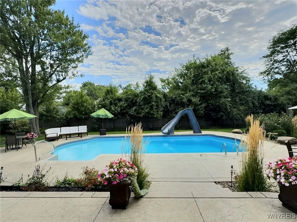 211 Lebrun Rd, Amherst, New York 14226, Amherst, New York 14226, 6 Bedrooms Bedrooms, 5 Rooms Rooms,3 BathroomsBathrooms,Residential,For Sale,211 Lebrun Rd, Amherst, New York 14226,0,B1644883