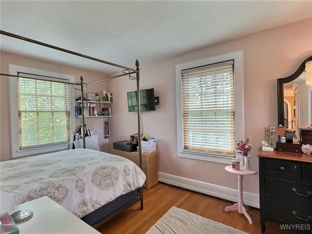 211 Lebrun Rd, Amherst, New York 14226, Amherst, New York 14226, 6 Bedrooms Bedrooms, 5 Rooms Rooms,3 BathroomsBathrooms,Residential,For Sale,211 Lebrun Rd, Amherst, New York 14226,0,B1644883