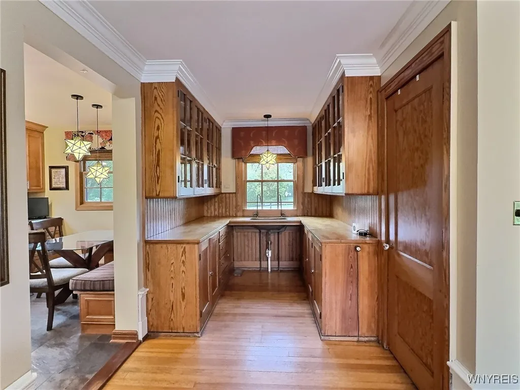 211 Lebrun Rd, Amherst, New York 14226, Amherst, New York 14226, 6 Bedrooms Bedrooms, 5 Rooms Rooms,3 BathroomsBathrooms,Residential,For Sale,211 Lebrun Rd, Amherst, New York 14226,0,B1644883