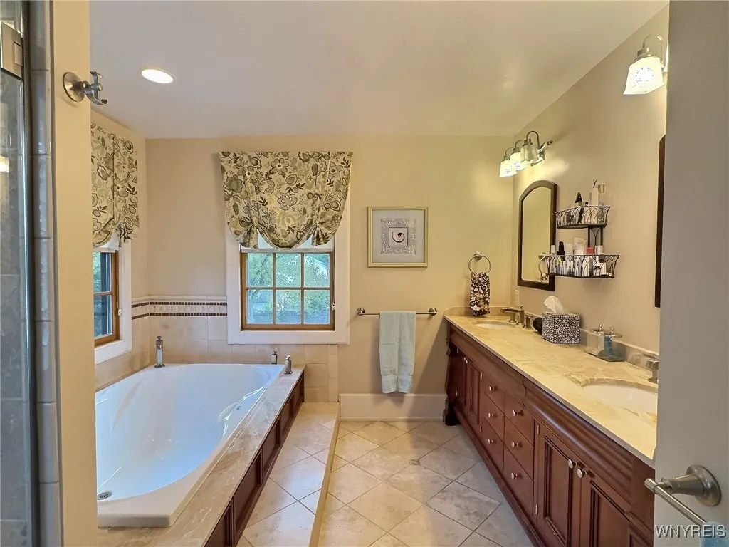 211 Lebrun Rd, Amherst, New York 14226, Amherst, New York 14226, 6 Bedrooms Bedrooms, 5 Rooms Rooms,3 BathroomsBathrooms,Residential,For Sale,211 Lebrun Rd, Amherst, New York 14226,0,B1644883