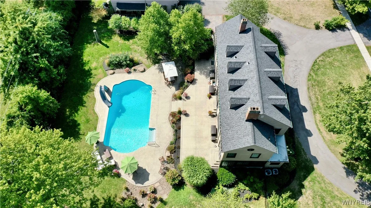 211 Lebrun Rd, Amherst, New York 14226, Amherst, New York 14226, 6 Bedrooms Bedrooms, 5 Rooms Rooms,3 BathroomsBathrooms,Residential,For Sale,211 Lebrun Rd, Amherst, New York 14226,0,B1644883