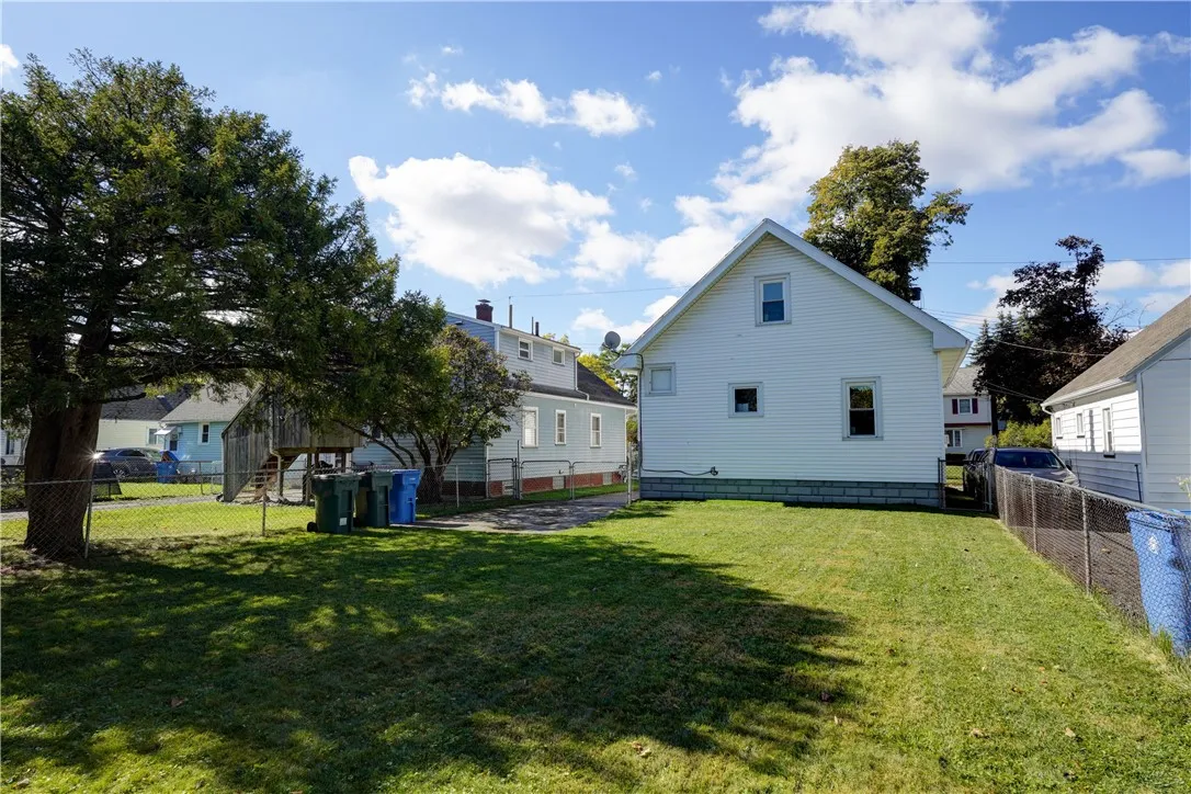 232 Townsend Street, Rochester, New York 14621, Rochester, New York 14621, 3 Bedrooms Bedrooms, 7 Rooms Rooms,1 BathroomBathrooms,Residential,Closed,232 Townsend Street, Rochester, New York 14621,0,R1645000