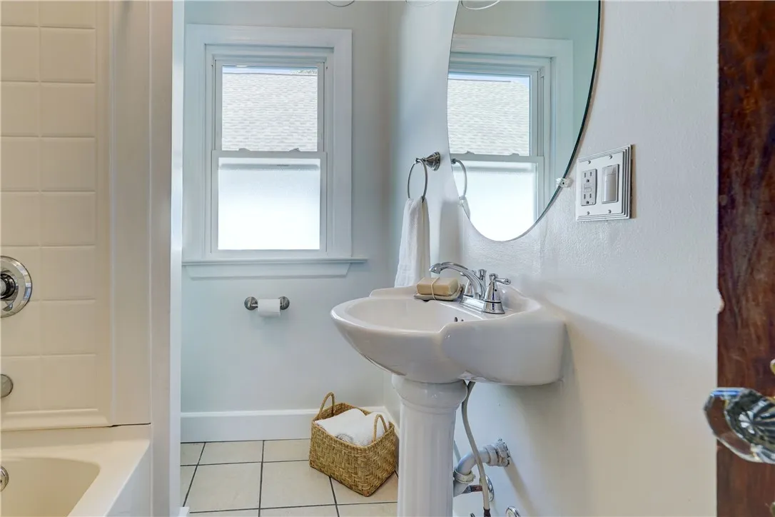 232 Townsend Street, Rochester, New York 14621, Rochester, New York 14621, 3 Bedrooms Bedrooms, 7 Rooms Rooms,1 BathroomBathrooms,Residential,Closed,232 Townsend Street, Rochester, New York 14621,0,R1645000