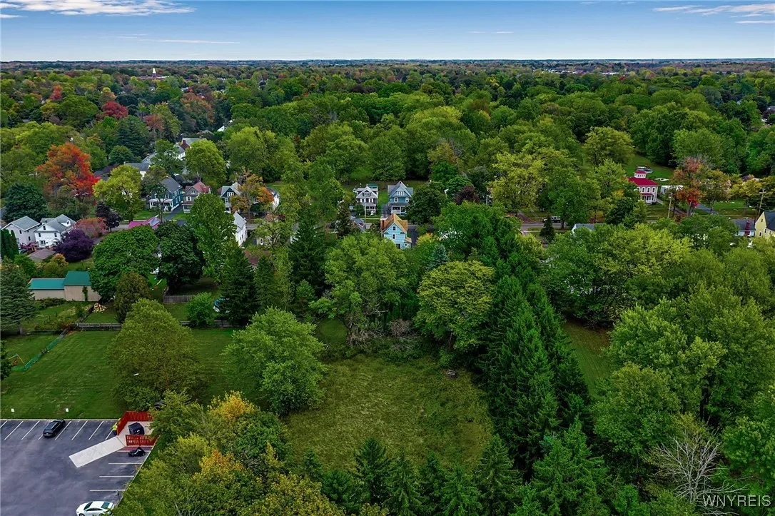 413 Pine Street, Lockport City, New York 14094, Lockport City, New York 14094, 4 Bedrooms Bedrooms, 9 Rooms Rooms,1 BathroomBathrooms,Residential,For Sale,413 Pine Street, Lockport City, New York 14094,0,B1643741