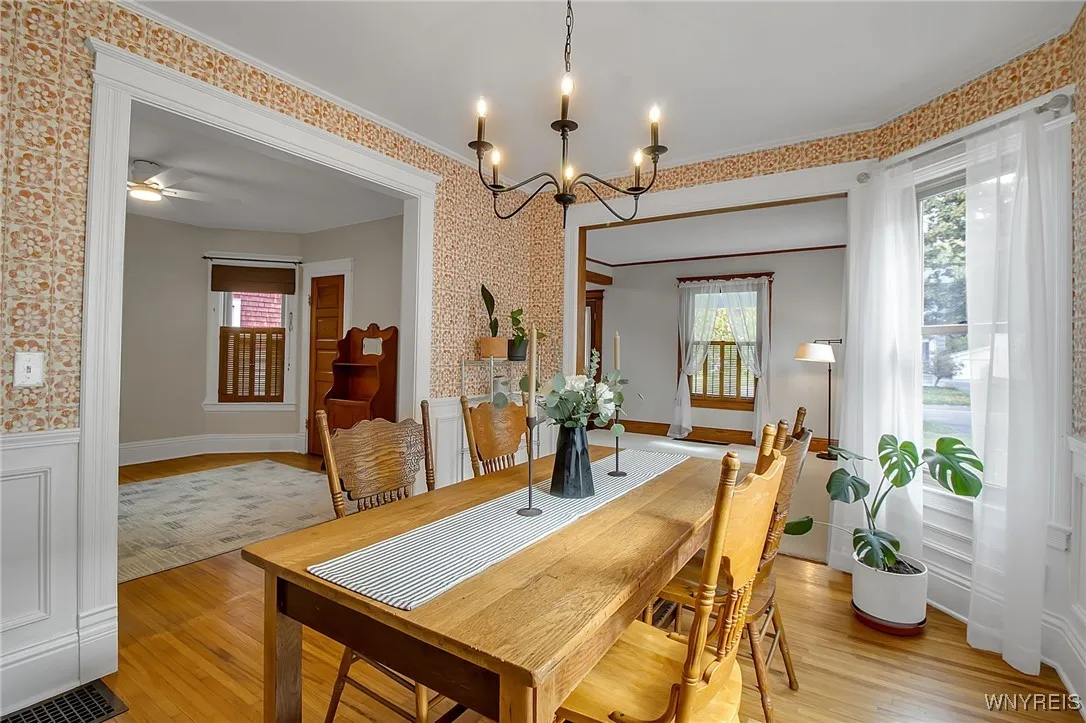 413 Pine Street, Lockport City, New York 14094, Lockport City, New York 14094, 4 Bedrooms Bedrooms, 9 Rooms Rooms,1 BathroomBathrooms,Residential,For Sale,413 Pine Street, Lockport City, New York 14094,0,B1643741