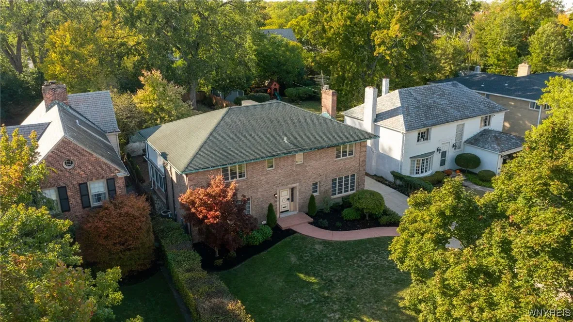 56 Hallam Road, Buffalo, New York 14216, Buffalo, New York 14216, 4 Bedrooms Bedrooms, 10 Rooms Rooms,3 BathroomsBathrooms,Residential,For Sale,56 Hallam Road, Buffalo, New York 14216,0,B1643887