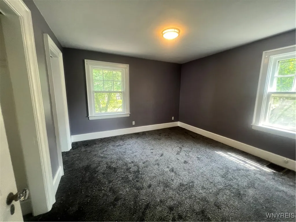 909 James Avenue, Niagara Falls, New York 14305, Niagara Falls, New York 14305, 4 Bedrooms Bedrooms, 7 Rooms Rooms,1 BathroomBathrooms,Residential Lease,For Rent,909 James Avenue, Niagara Falls, New York 14305,0,B1645082