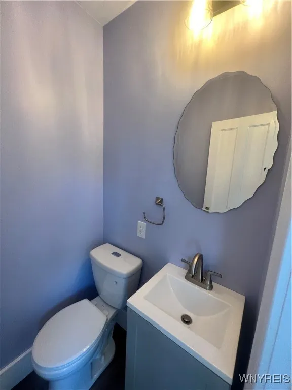 909 James Avenue, Niagara Falls, New York 14305, Niagara Falls, New York 14305, 4 Bedrooms Bedrooms, 7 Rooms Rooms,1 BathroomBathrooms,Residential Lease,For Rent,909 James Avenue, Niagara Falls, New York 14305,0,B1645082