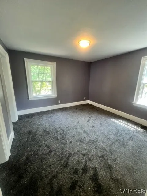 909 James Avenue, Niagara Falls, New York 14305, Niagara Falls, New York 14305, 4 Bedrooms Bedrooms, 7 Rooms Rooms,1 BathroomBathrooms,Residential Lease,For Rent,909 James Avenue, Niagara Falls, New York 14305,0,B1645082