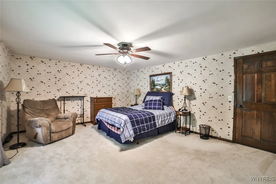8205 Clarherst Drive, Clarence, New York 14051, Clarence, New York 14051, 4 Bedrooms Bedrooms, 9 Rooms Rooms,2 BathroomsBathrooms,Residential,For Sale,8205 Clarherst Drive, Clarence, New York 14051,0,B1640077