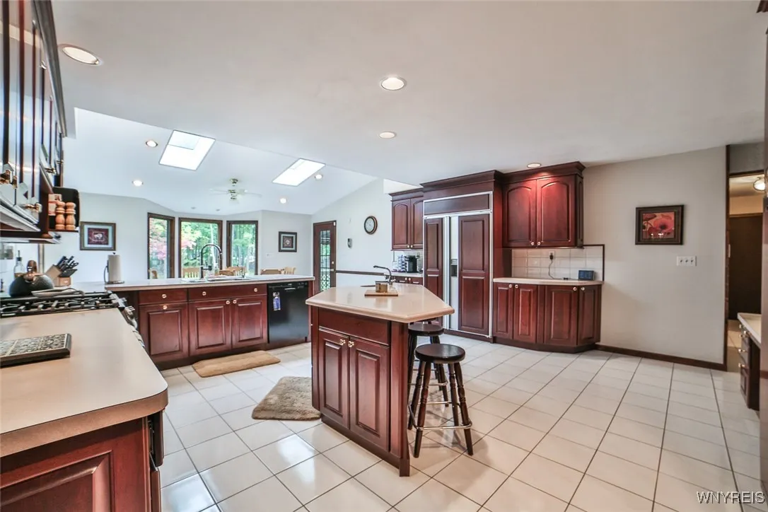 8205 Clarherst Drive, Clarence, New York 14051, Clarence, New York 14051, 4 Bedrooms Bedrooms, 9 Rooms Rooms,2 BathroomsBathrooms,Residential,For Sale,8205 Clarherst Drive, Clarence, New York 14051,0,B1640077
