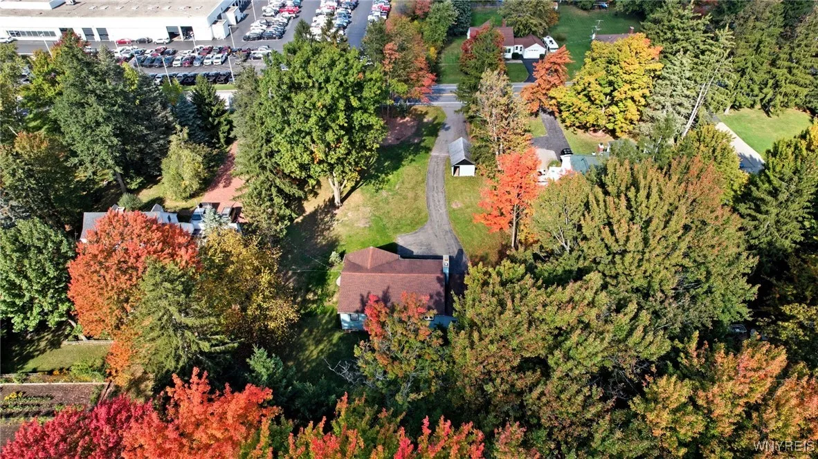 6305 Milestrip Road, Orchard Park, New York 14127, Orchard Park, New York 14127, 2 Bedrooms Bedrooms, 5 Rooms Rooms,1 BathroomBathrooms,Residential,For Sale,6305 Milestrip Road, Orchard Park, New York 14127,0,B1644467