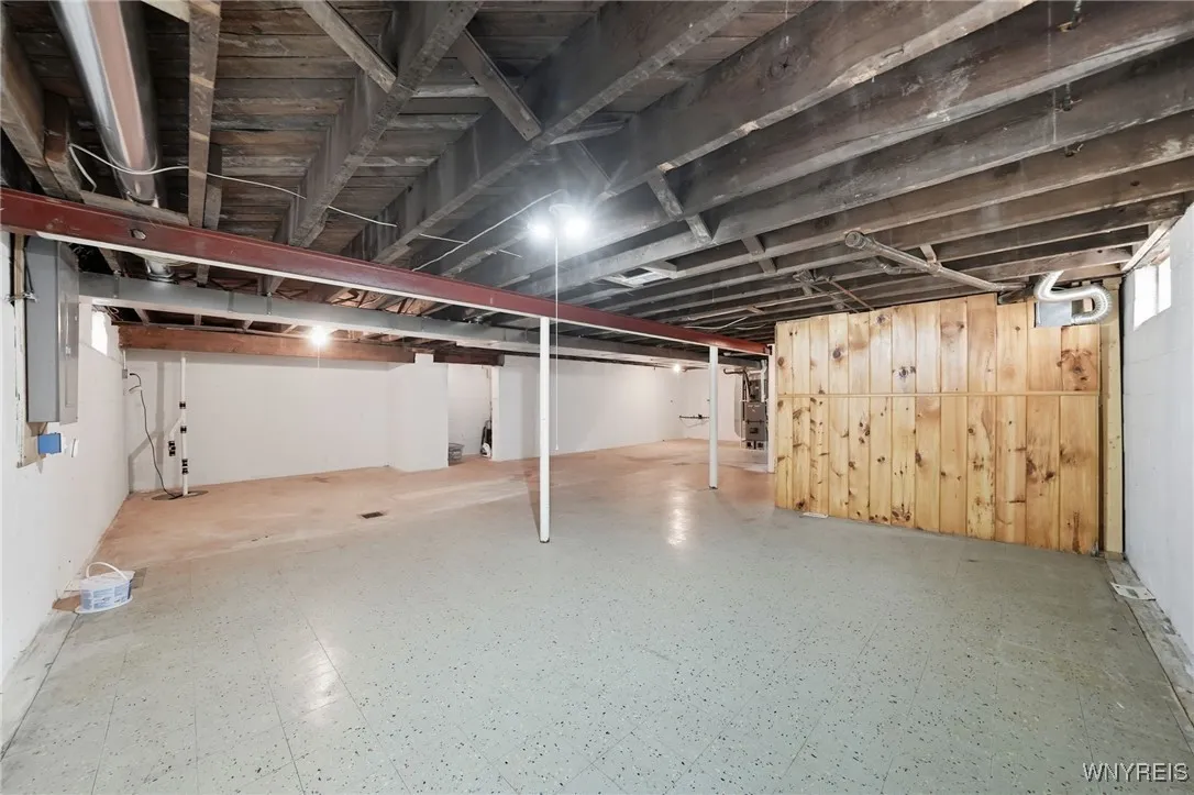 6305 Milestrip Road, Orchard Park, New York 14127, Orchard Park, New York 14127, 2 Bedrooms Bedrooms, 5 Rooms Rooms,1 BathroomBathrooms,Residential,For Sale,6305 Milestrip Road, Orchard Park, New York 14127,0,B1644467