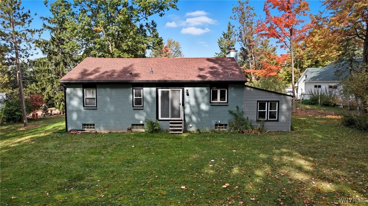 6305 Milestrip Road, Orchard Park, New York 14127, Orchard Park, New York 14127, 2 Bedrooms Bedrooms, 5 Rooms Rooms,1 BathroomBathrooms,Residential,For Sale,6305 Milestrip Road, Orchard Park, New York 14127,0,B1644467