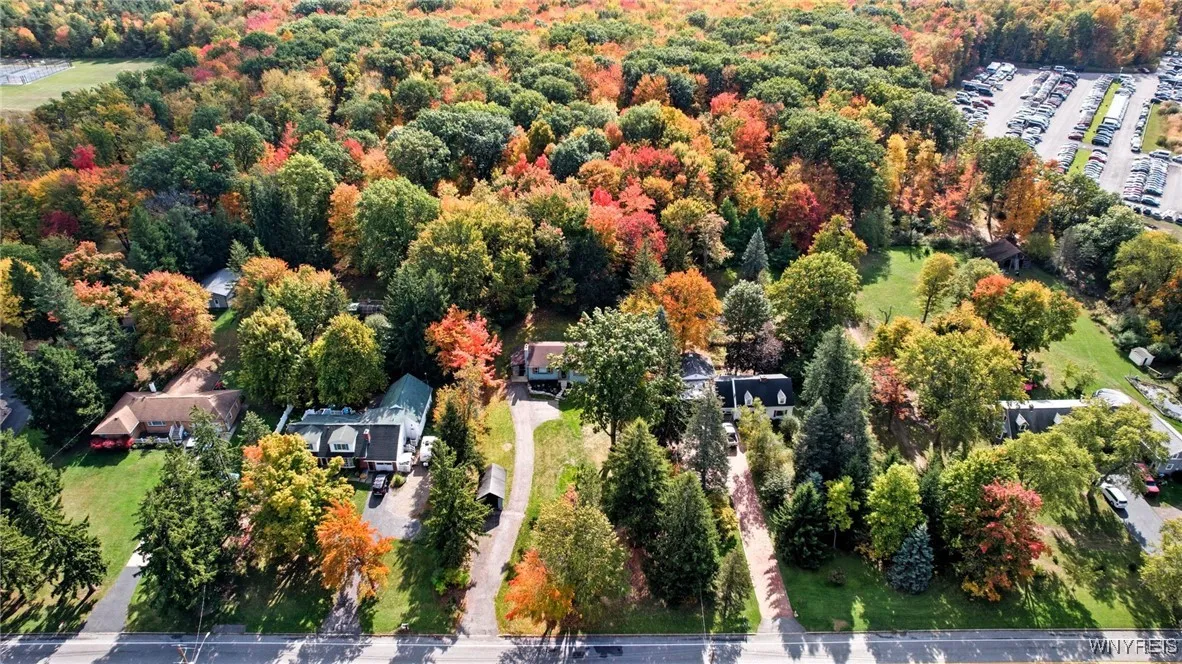 6305 Milestrip Road, Orchard Park, New York 14127, Orchard Park, New York 14127, 2 Bedrooms Bedrooms, 5 Rooms Rooms,1 BathroomBathrooms,Residential,For Sale,6305 Milestrip Road, Orchard Park, New York 14127,0,B1644467