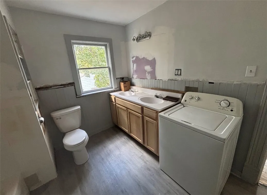 360 East 1st Street, Corning City, New York 14830, Corning City, New York 14830, 4 Bedrooms Bedrooms, ,2 BathroomsBathrooms,Residential,For Sale,360 East 1st Street, Corning City, New York 14830,0,R1644086