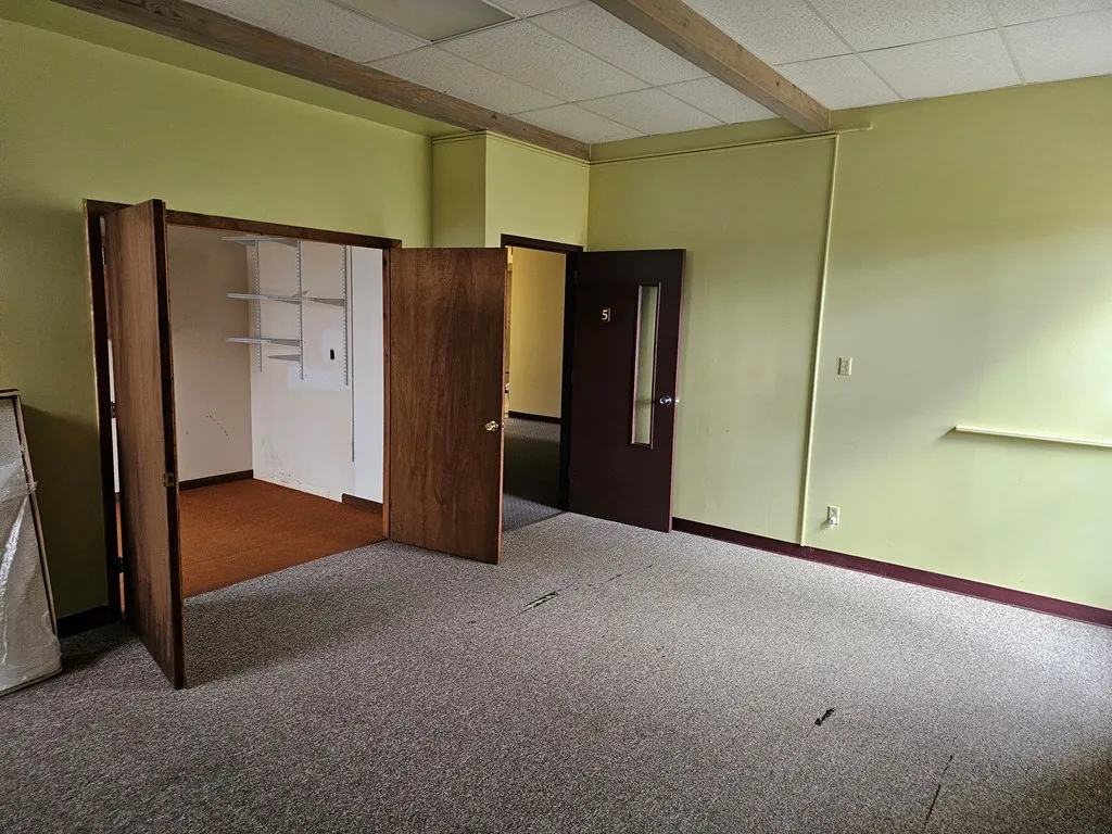 180 North Hibbard Highway, Big Flats, New York 148, Big Flats, New York 14814, ,Commercial Sale,For Sale,180 North Hibbard Highway, Big Flats, New York 148,0,R1645066