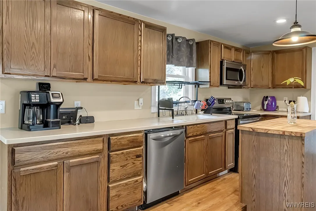 2961 Johnson Creek Road, Hartland, New York 14105, Hartland, New York 14105, 4 Bedrooms Bedrooms, 6 Rooms Rooms,2 BathroomsBathrooms,Residential,For Sale,2961 Johnson Creek Road, Hartland, New York 14105,0,B1643864